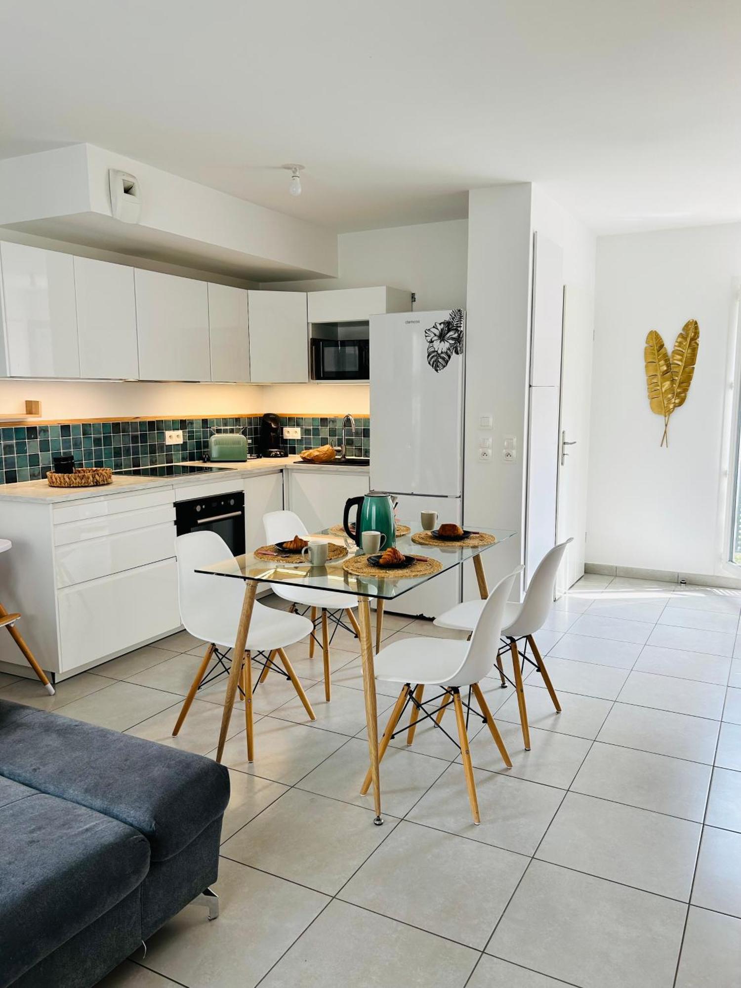 Disneyland Paris Familly Appart - 7 Minutes Disney - Parking - Wifi شيسي المظهر الخارجي الصورة