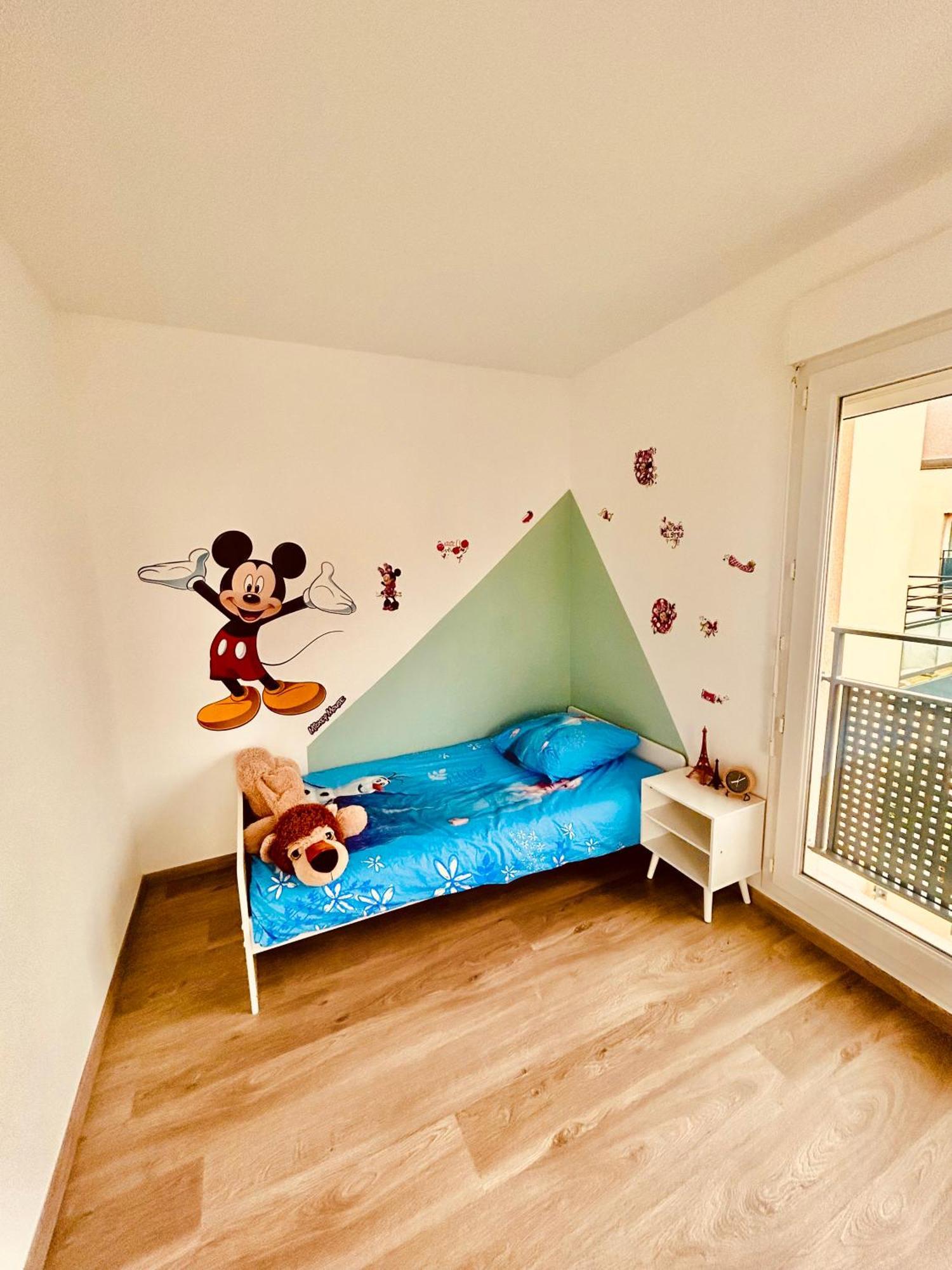 Disneyland Paris Familly Appart - 7 Minutes Disney - Parking - Wifi شيسي المظهر الخارجي الصورة