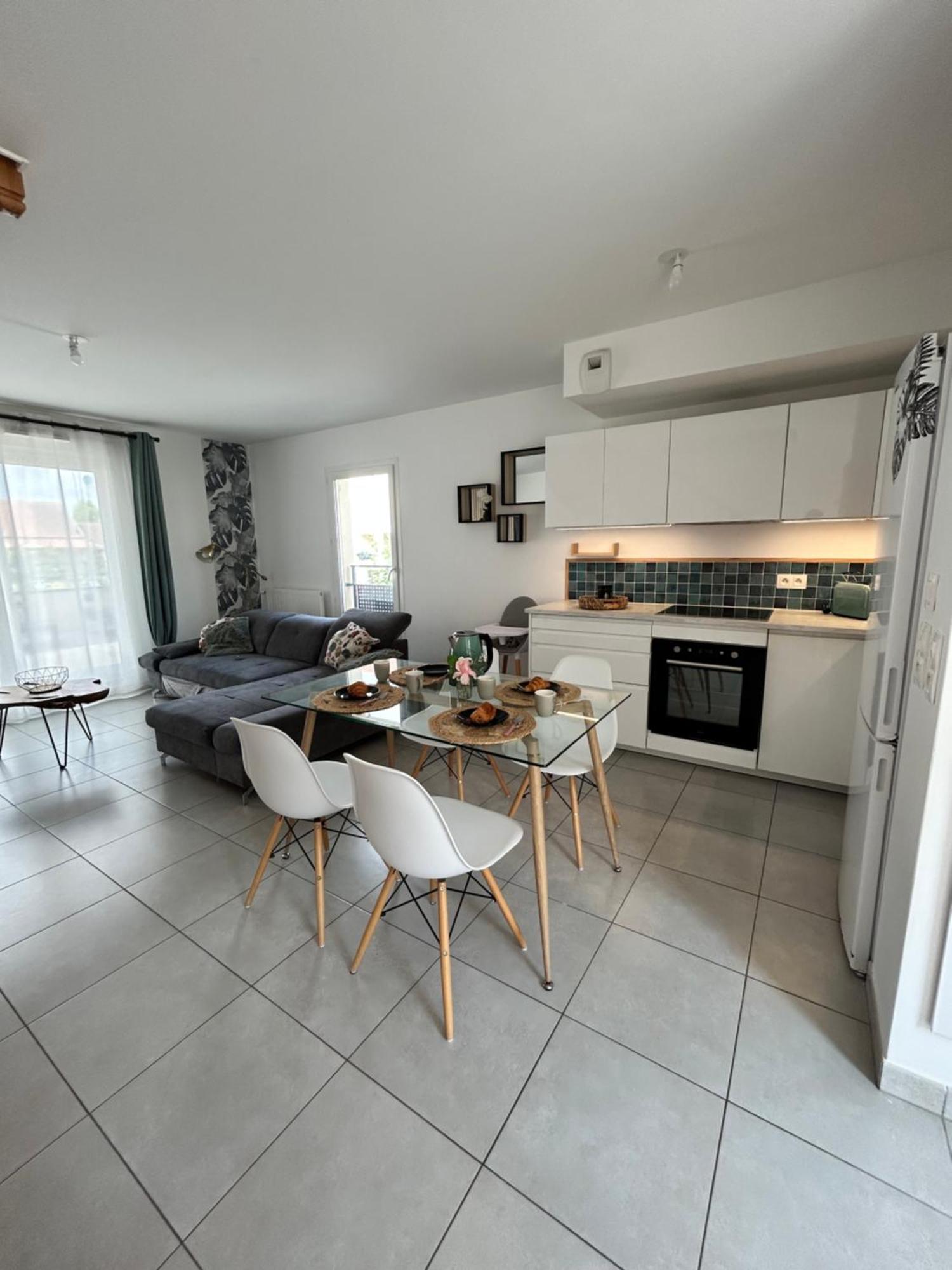 Disneyland Paris Familly Appart - 7 Minutes Disney - Parking - Wifi شيسي المظهر الخارجي الصورة